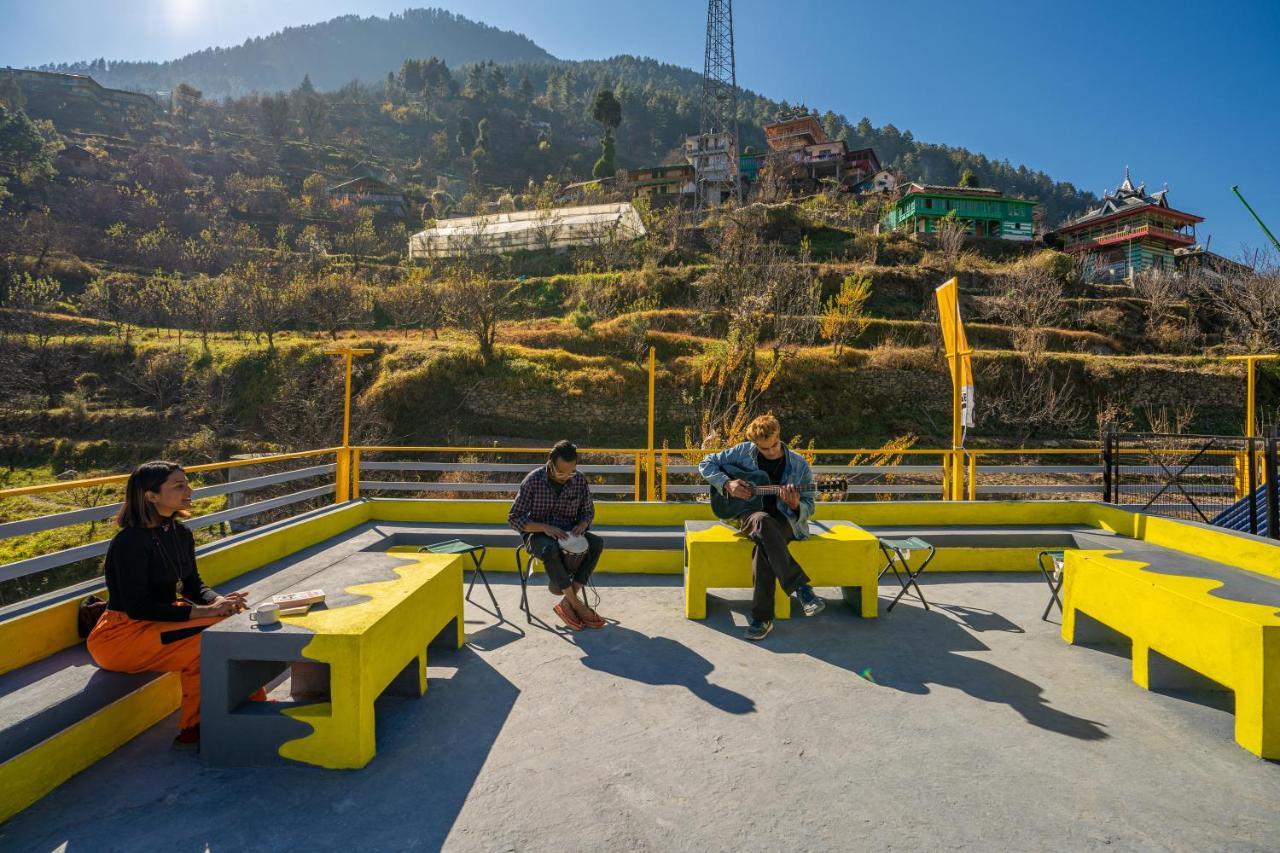 The Hosteller Tirthan Valley Gushaini Extérieur photo