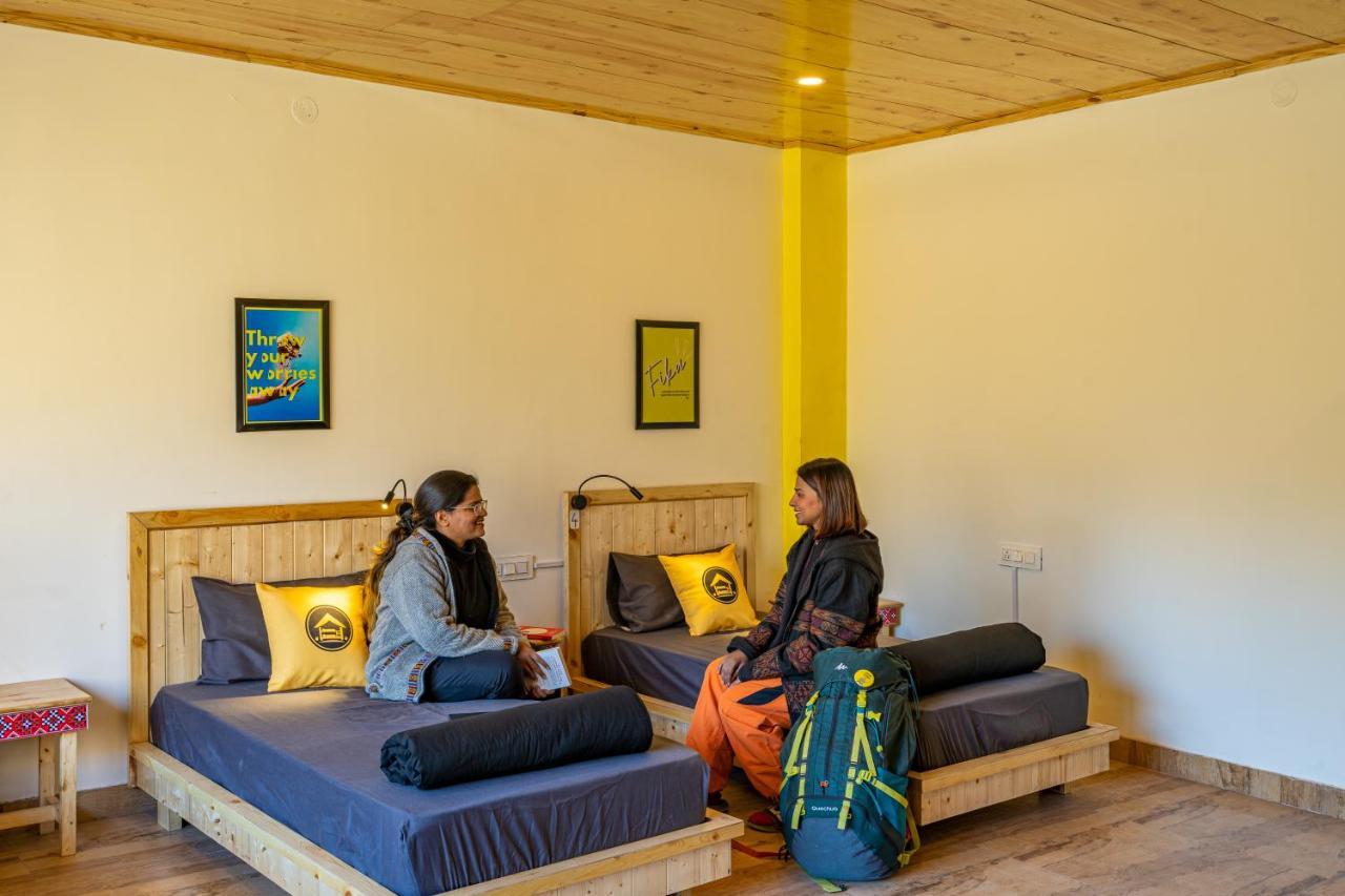 The Hosteller Tirthan Valley Gushaini Extérieur photo