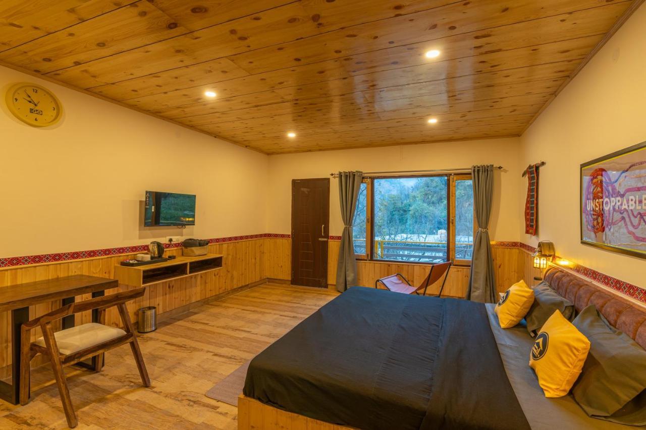 The Hosteller Tirthan Valley Gushaini Extérieur photo