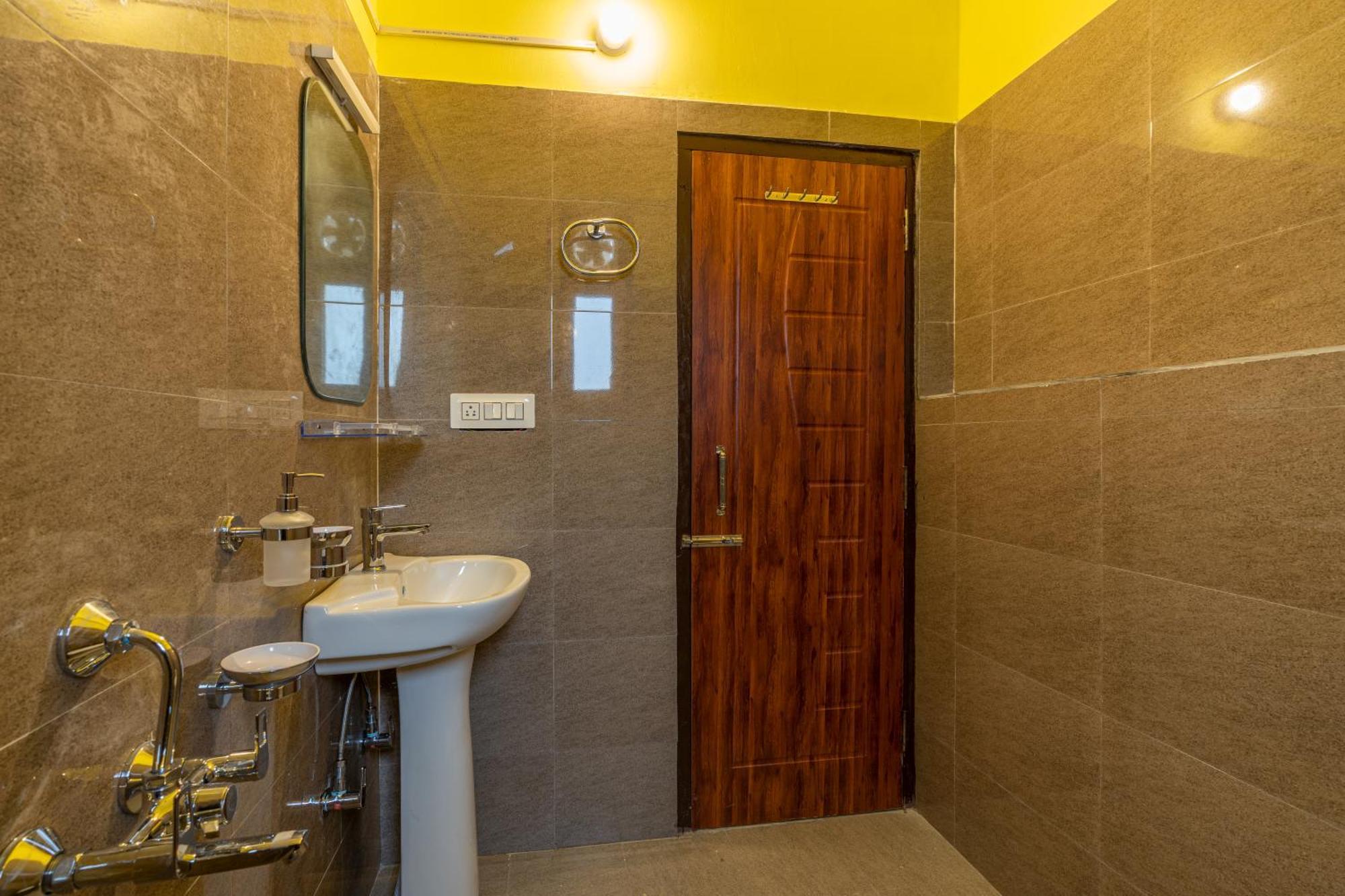 The Hosteller Tirthan Valley Gushaini Chambre photo